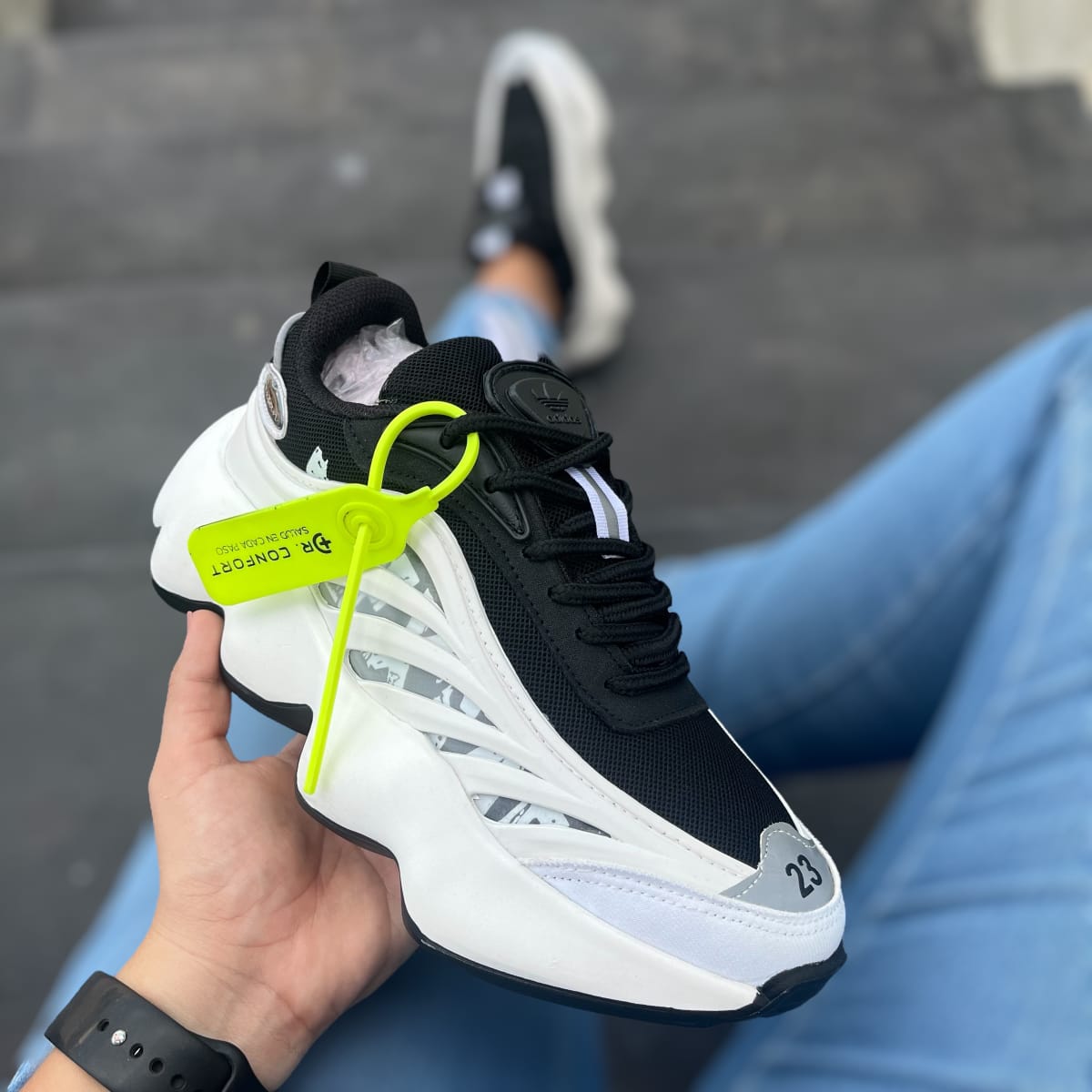 👟 Tenis Adidas Lexan – Unisex