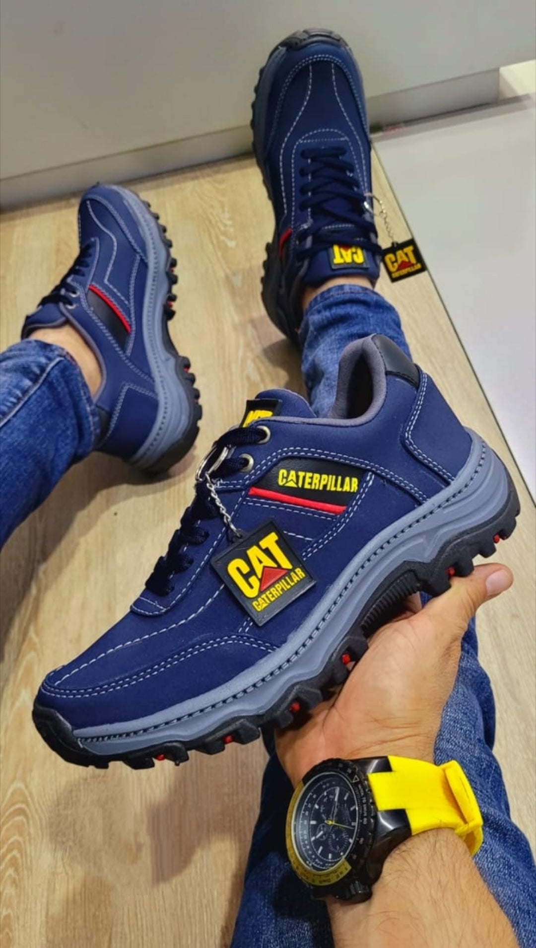 👞 Caterpillar Founder para Caballero – Resistencia y Estilo en Cada Paso